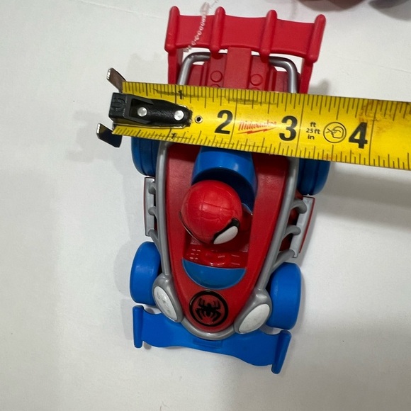 Spiderman Red and Blue Action Vehicle Set - Picture 11 of 15